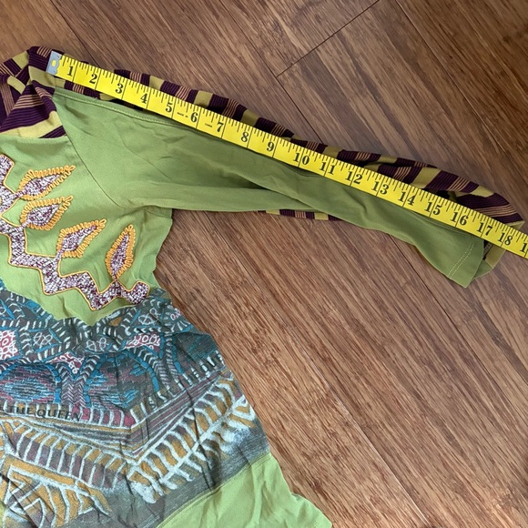 Save the Queen Top - Picture 6 of 7